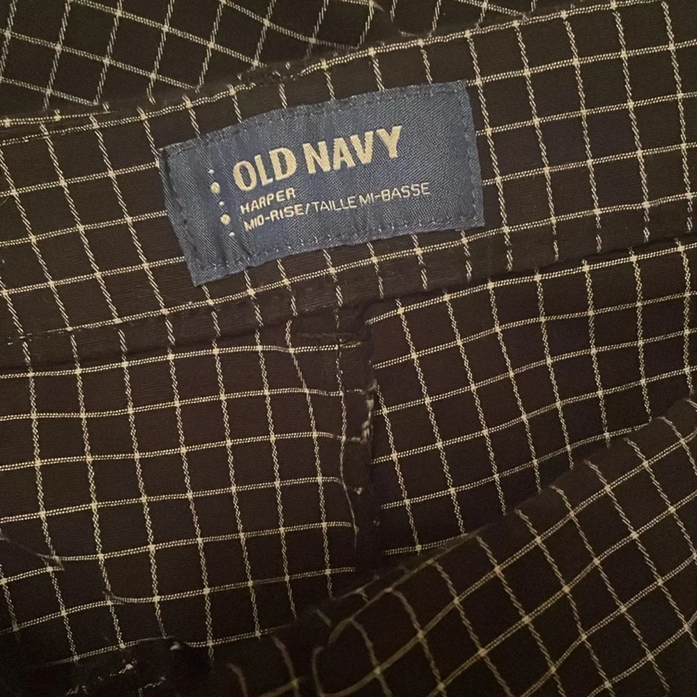 Old Navy cropped dress pants - Picture 3 of 3